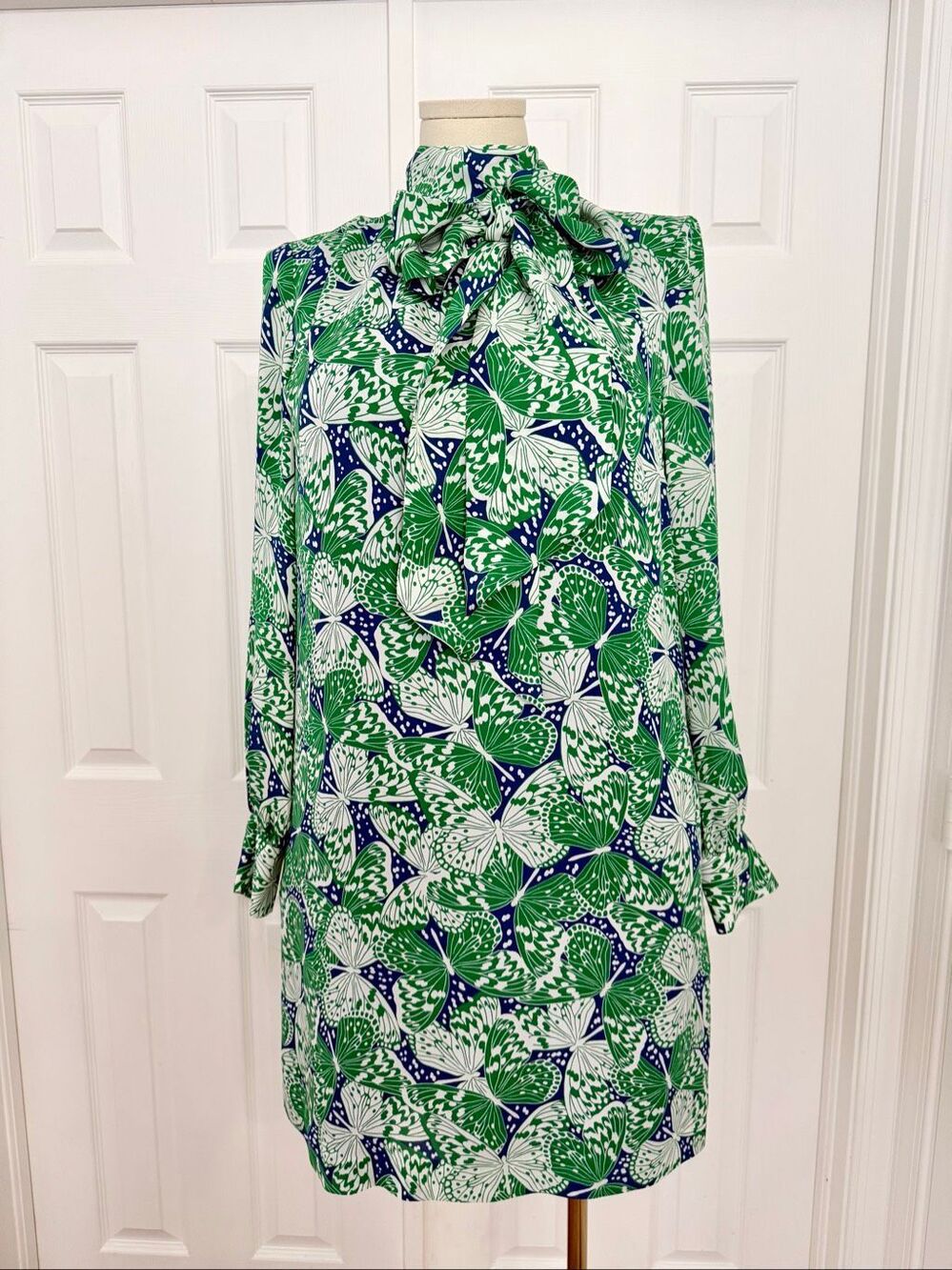 Brooks Brothers Butterfly Print Bow Neck Straight Fit Silk Dress 12